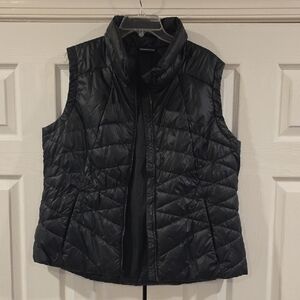 Columbia Women's Dark Gray Quilted Vest